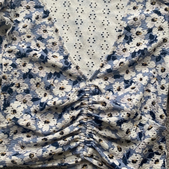 Topshop Floral Ruched Crop - Picture 5 of 13